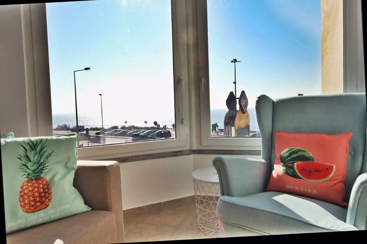 Avencas Beach House - Ocean View Lisbon Apartment