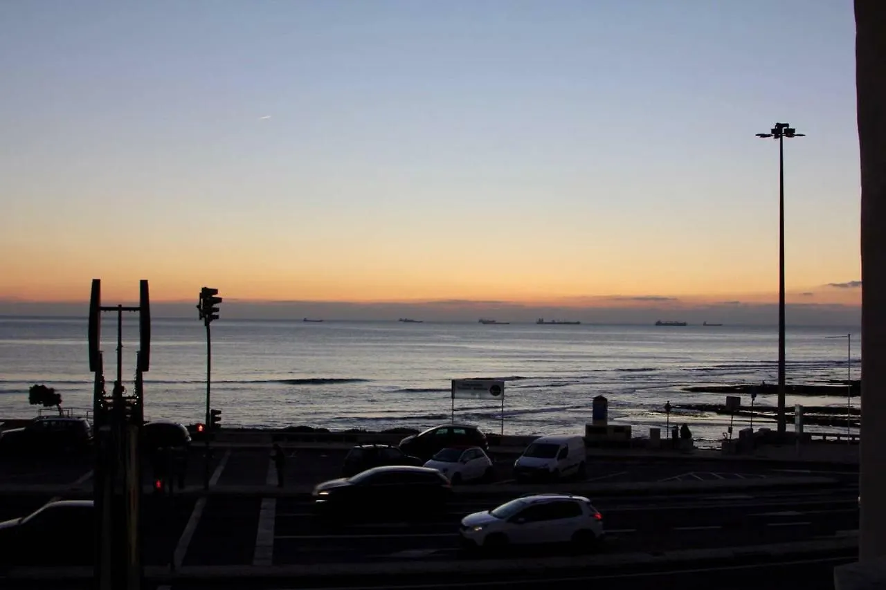 Avencas Beach House - Ocean View Lisbon 0*,
